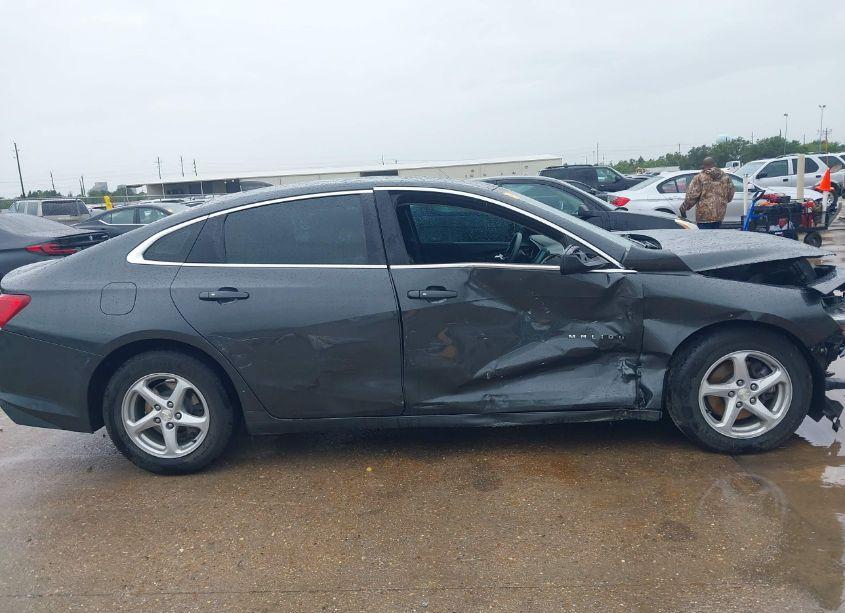 Photo 13 of 2017 Chevrolet Malibu LS (VIN 1G1ZB5ST7HF101513)