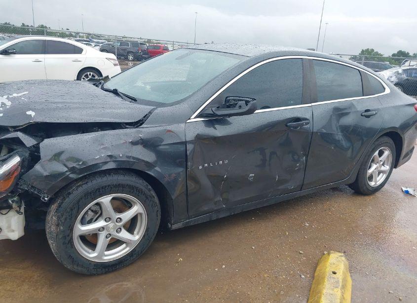 Photo 17 of 2017 Chevrolet Malibu LS (VIN 1G1ZB5ST7HF101513)
