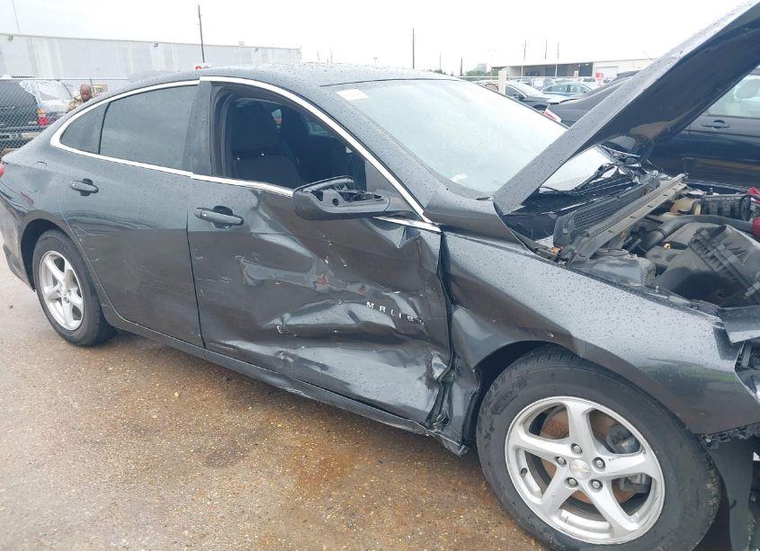 Photo 18 of 2017 Chevrolet Malibu LS (VIN 1G1ZB5ST7HF101513)