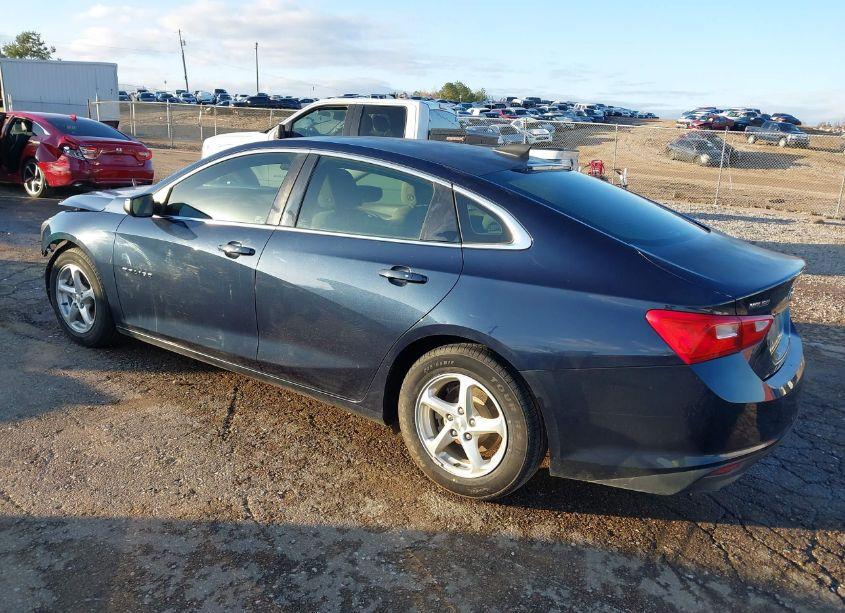 Photo 3 of 2017 Chevrolet Malibu LS (VIN 1G1ZB5ST7HF109045)