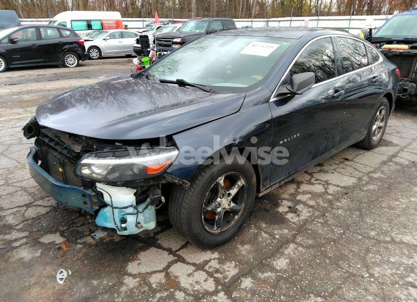 Photo 2 of 2017 Chevrolet Malibu LS (VIN 1G1ZB5ST7HF113466)