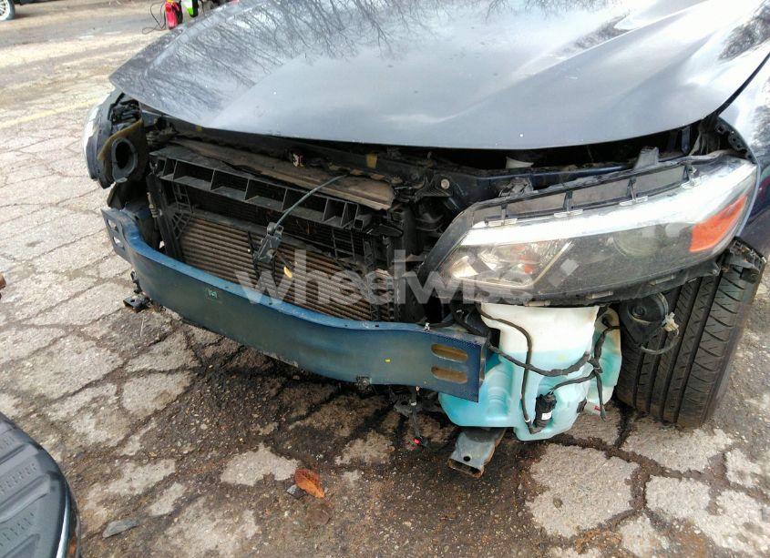 Photo 6 of 2017 Chevrolet Malibu LS (VIN 1G1ZB5ST7HF113466)