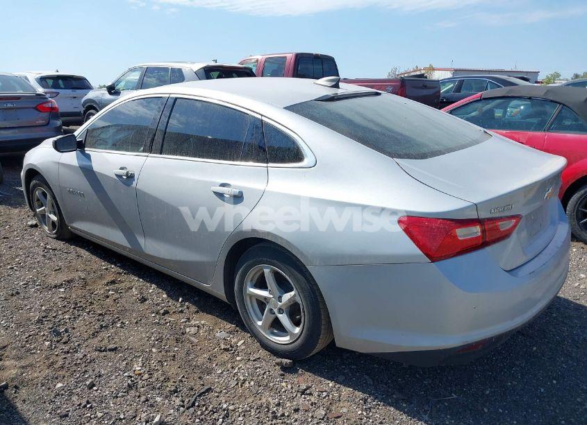 Photo 3 of 2017 Chevrolet Malibu LS (VIN 1G1ZB5ST7HF143695)