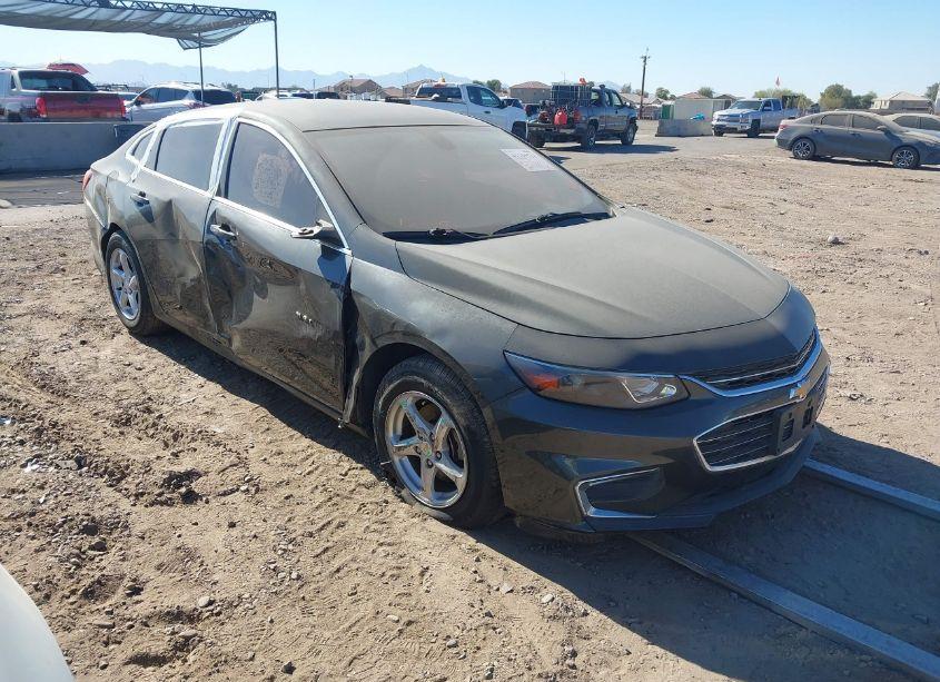 2017 Chevrolet Malibu LS (VIN 1G1ZB5ST7HF166703) main photo