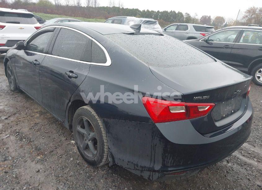 Photo 3 of 2017 Chevrolet Malibu LS (VIN 1G1ZB5ST7HF190452)
