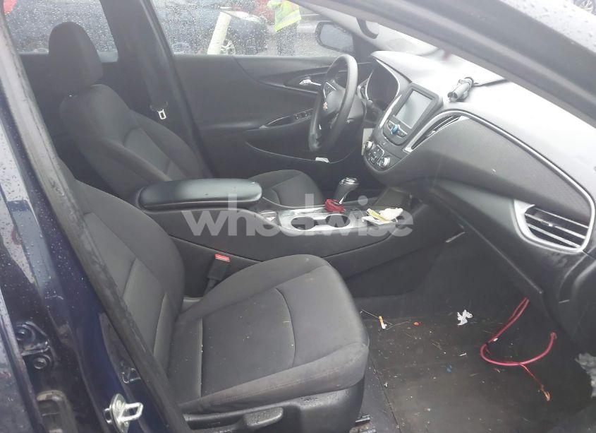 Photo 5 of 2017 Chevrolet Malibu LS (VIN 1G1ZB5ST7HF190452)