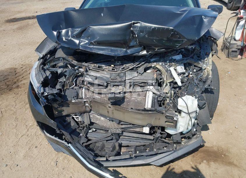 Photo 6 of 2017 Chevrolet Malibu LS (VIN 1G1ZB5ST7HF197126)