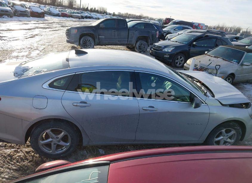 Photo 13 of 2017 Chevrolet Malibu LS (VIN 1G1ZB5ST7HF208156)