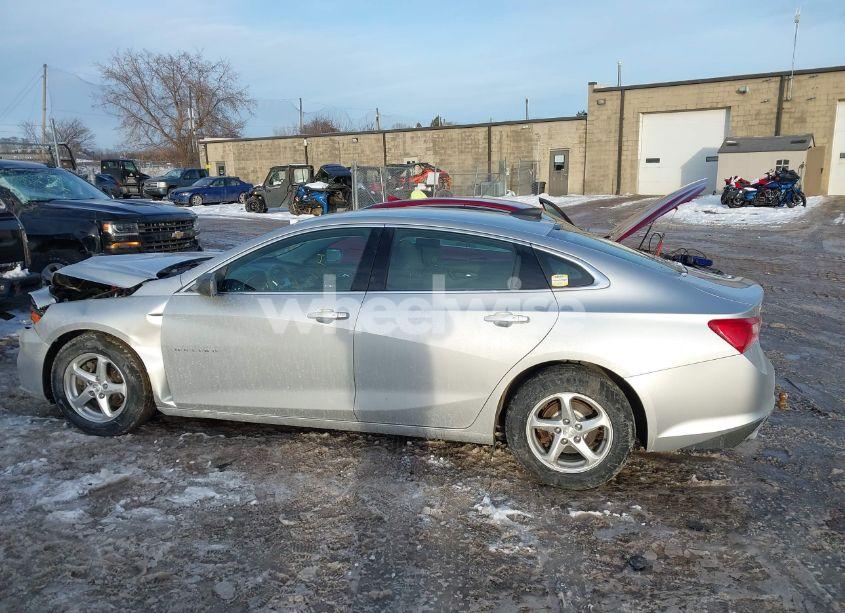 Photo 14 of 2017 Chevrolet Malibu LS (VIN 1G1ZB5ST7HF208156)