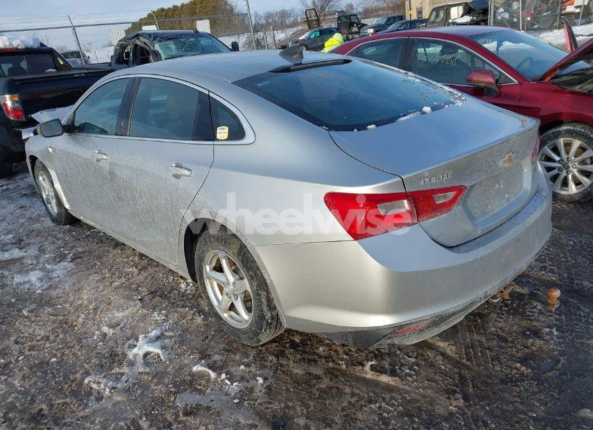 Photo 3 of 2017 Chevrolet Malibu LS (VIN 1G1ZB5ST7HF208156)