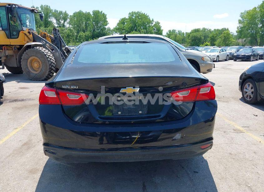 Photo 16 of 2017 Chevrolet Malibu LS (VIN 1G1ZB5ST7HF209534)