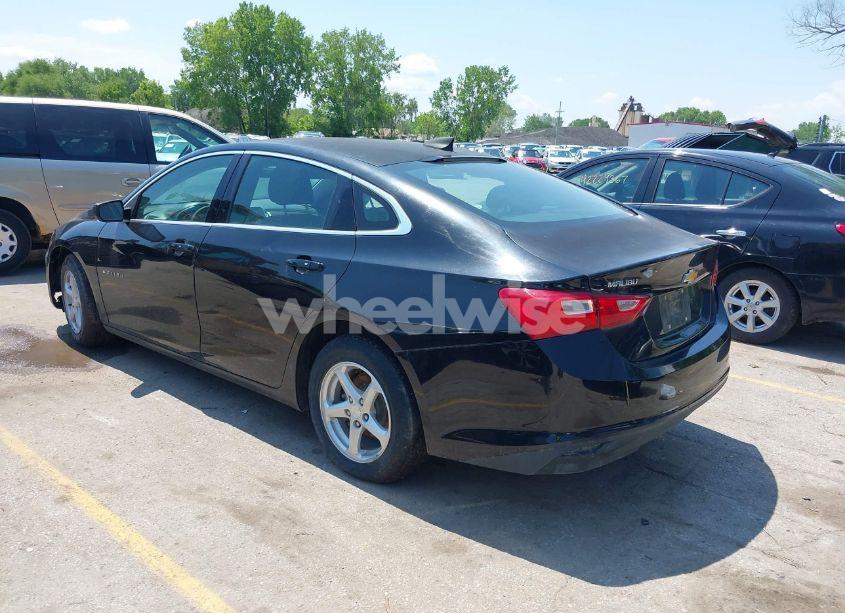 Photo 3 of 2017 Chevrolet Malibu LS (VIN 1G1ZB5ST7HF209534)