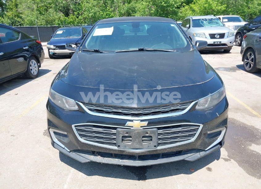 Photo 6 of 2017 Chevrolet Malibu LS (VIN 1G1ZB5ST7HF209534)