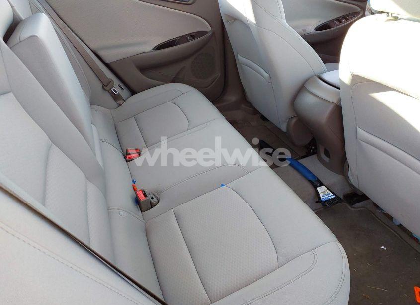 Photo 8 of 2017 Chevrolet Malibu LS (VIN 1G1ZB5ST7HF211722)