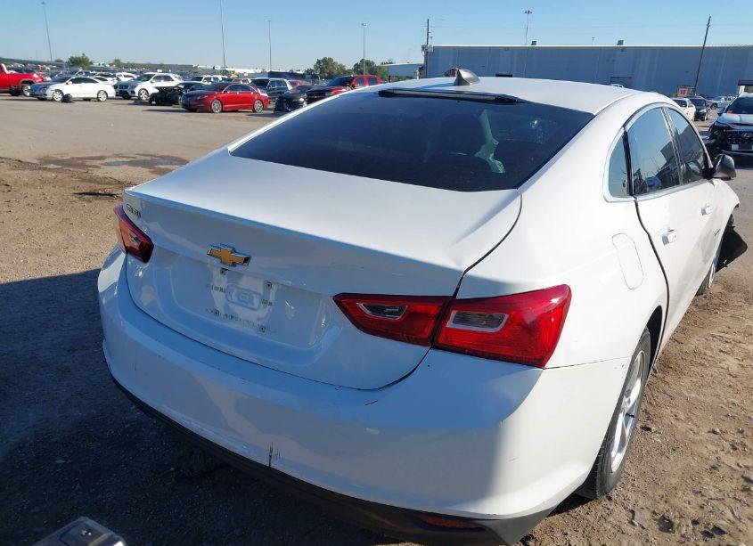 Photo 15 of 2017 Chevrolet Malibu LS (VIN 1G1ZB5ST7HF235115)