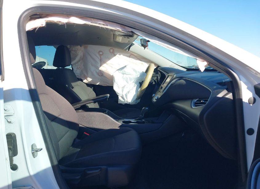 Photo 5 of 2017 Chevrolet Malibu LS (VIN 1G1ZB5ST7HF235115)