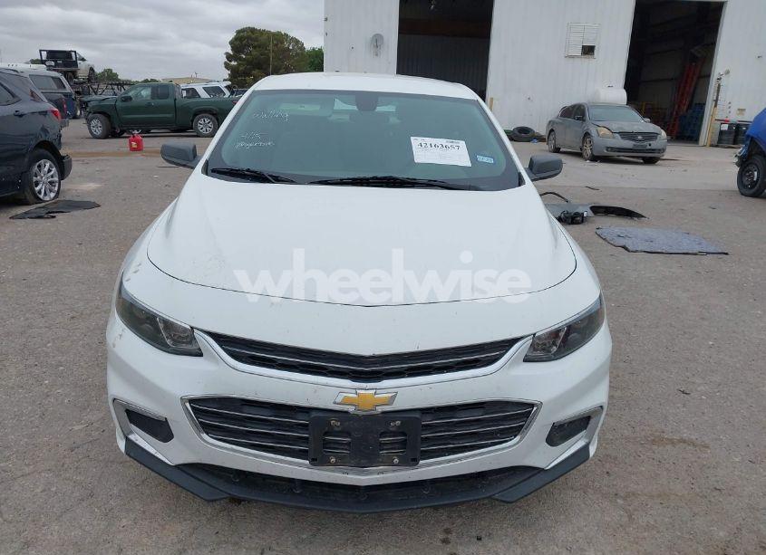 Photo 13 of 2017 Chevrolet Malibu LS (VIN 1G1ZB5ST7HF239407)
