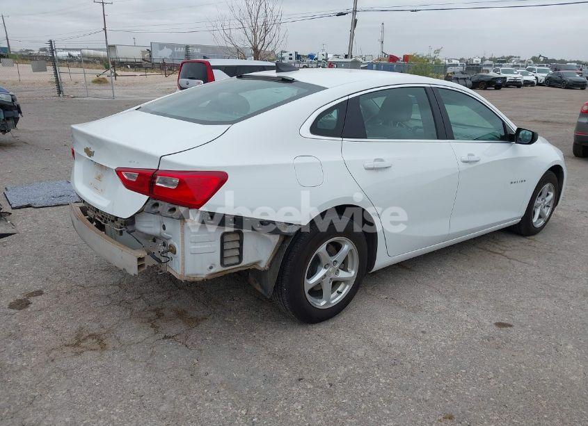 Photo 4 of 2017 Chevrolet Malibu LS (VIN 1G1ZB5ST7HF239407)