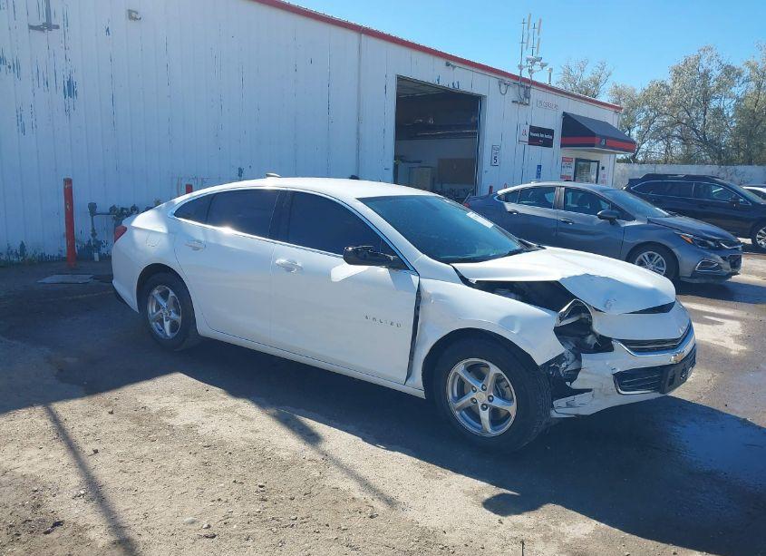 2017 Chevrolet Malibu LS (VIN 1G1ZB5ST7HF273640) main photo