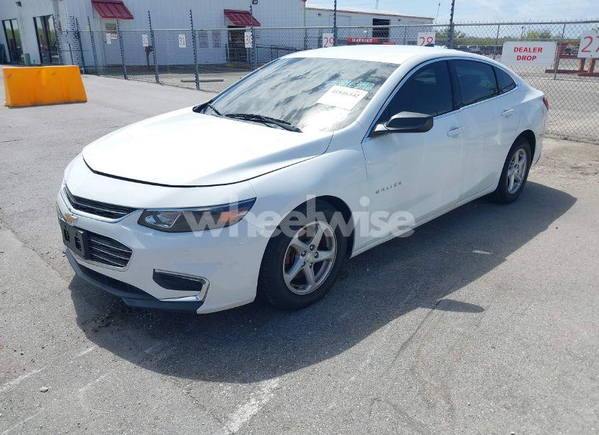 Photo 2 of 2017 Chevrolet Malibu LS (VIN 1G1ZB5ST7HF276411)