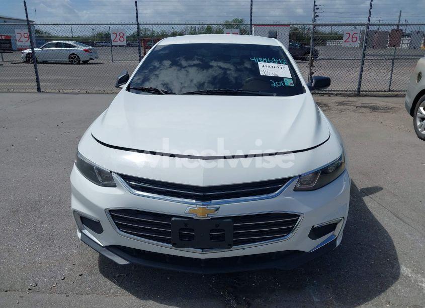 Photo 6 of 2017 Chevrolet Malibu LS (VIN 1G1ZB5ST7HF276411)