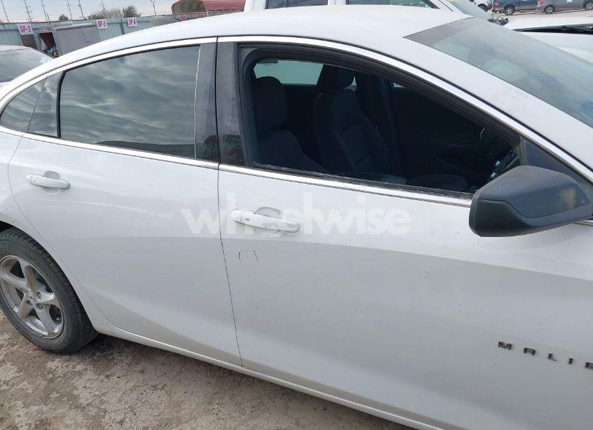 Photo 14 of 2017 Chevrolet Malibu LS (VIN 1G1ZB5ST7HF282063)
