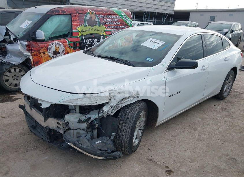 Photo 2 of 2017 Chevrolet Malibu LS (VIN 1G1ZB5ST7HF282063)