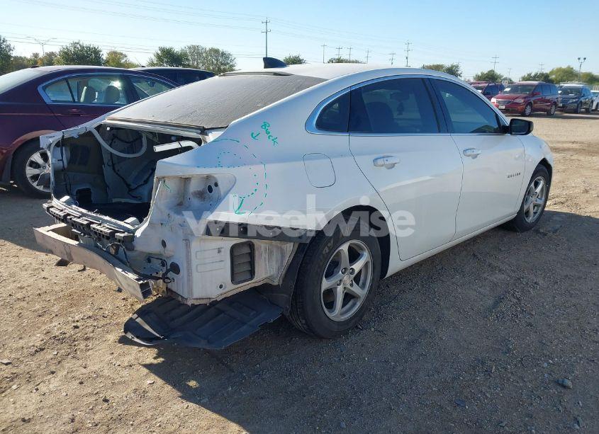 Photo 4 of 2018 Chevrolet Malibu 1LS (VIN 1G1ZB5ST7JF108371)