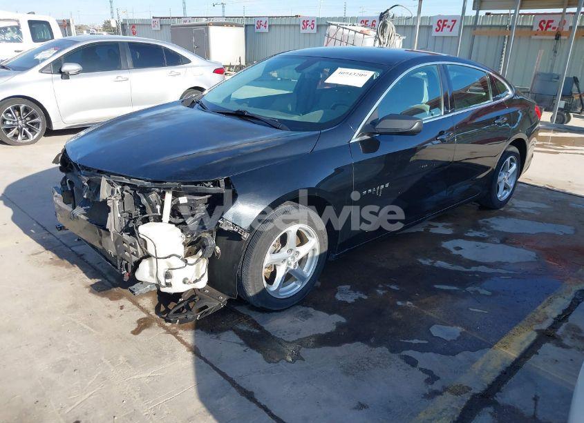 Photo 2 of 2018 Chevrolet Malibu 1LS (VIN 1G1ZB5ST7JF113568)