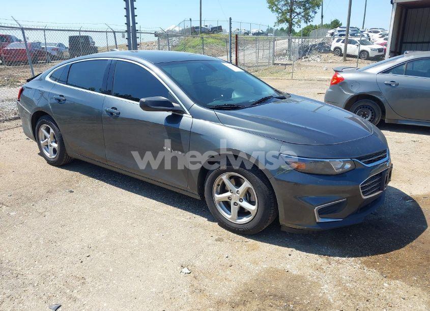 2018 Chevrolet Malibu 1LS (VIN 1G1ZB5ST7JF225495) main photo