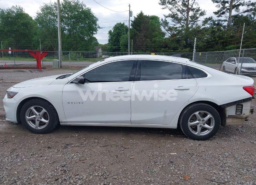 Photo 15 of 2018 Chevrolet Malibu 1LS (VIN 1G1ZB5ST7JF266810)