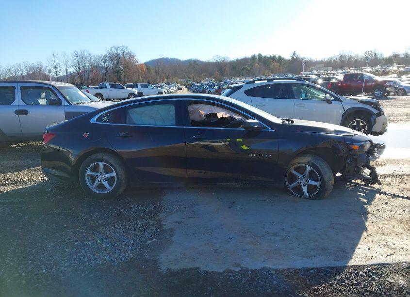 Photo 13 of 2018 Chevrolet Malibu 1LS (VIN 1G1ZB5ST7JF274132)