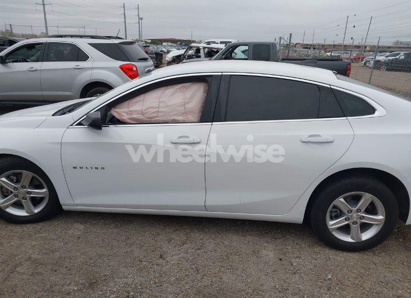 Photo 14 of 2019 Chevrolet Malibu 1LS (VIN 1G1ZB5ST7KF182617)