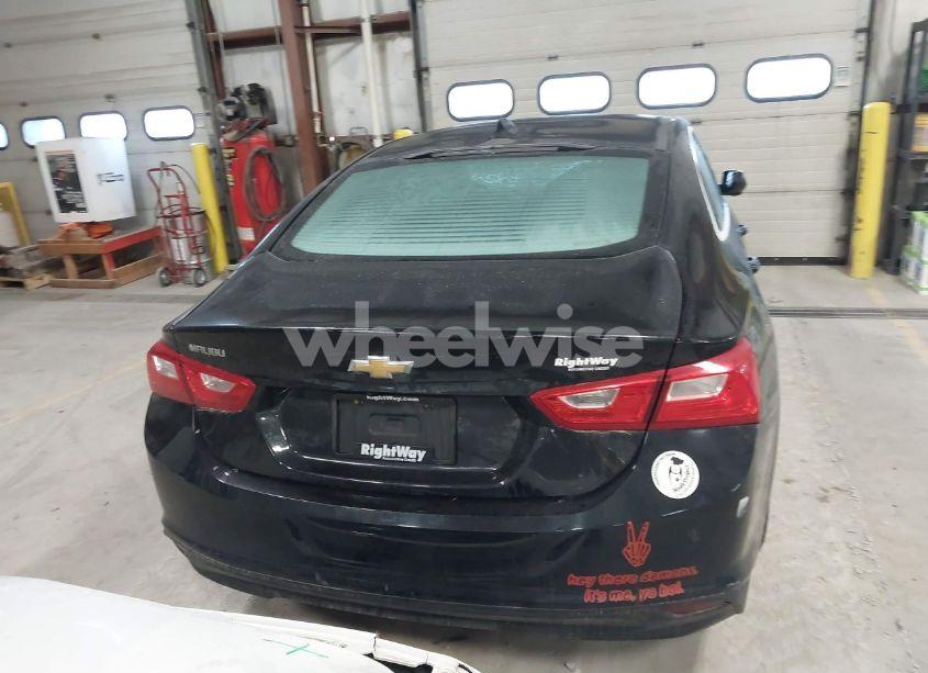 Photo 16 of 2019 Chevrolet Malibu 1LS (VIN 1G1ZB5ST7KF213820)