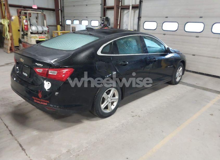 Photo 4 of 2019 Chevrolet Malibu 1LS (VIN 1G1ZB5ST7KF213820)