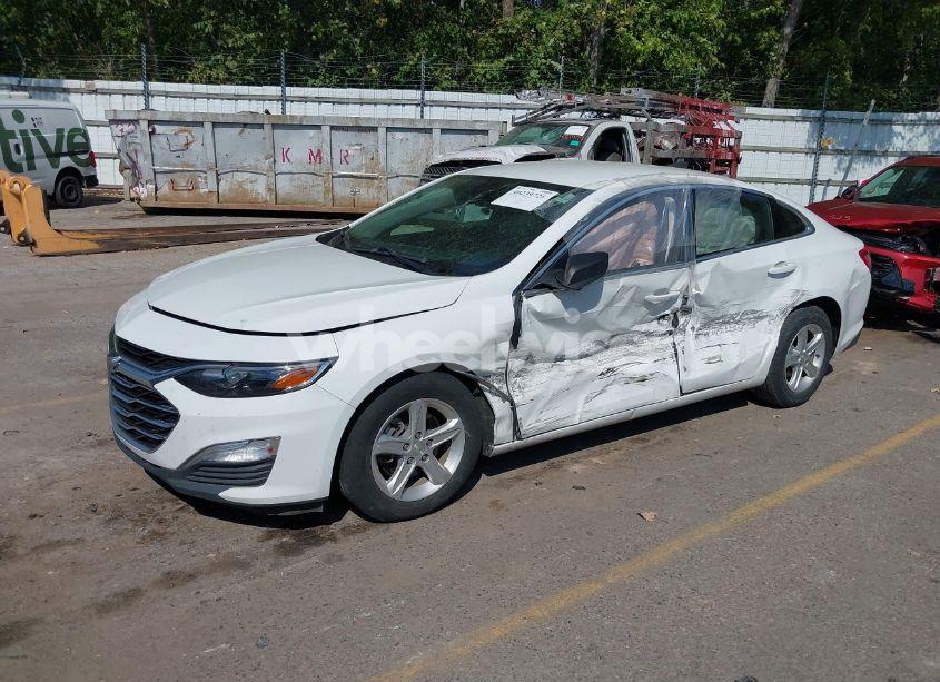 Photo 2 of 2019 Chevrolet Malibu 1LS (VIN 1G1ZB5ST7KF224638)