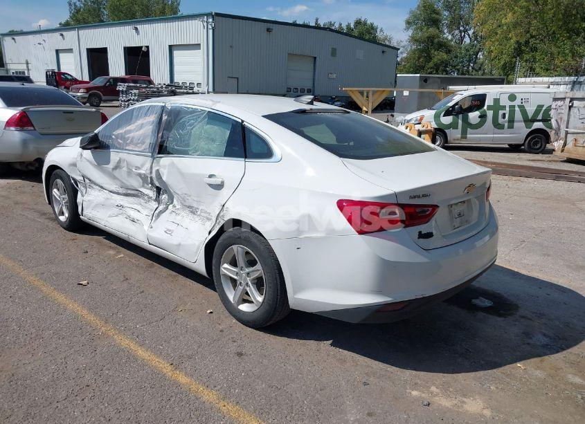 Photo 3 of 2019 Chevrolet Malibu 1LS (VIN 1G1ZB5ST7KF224638)