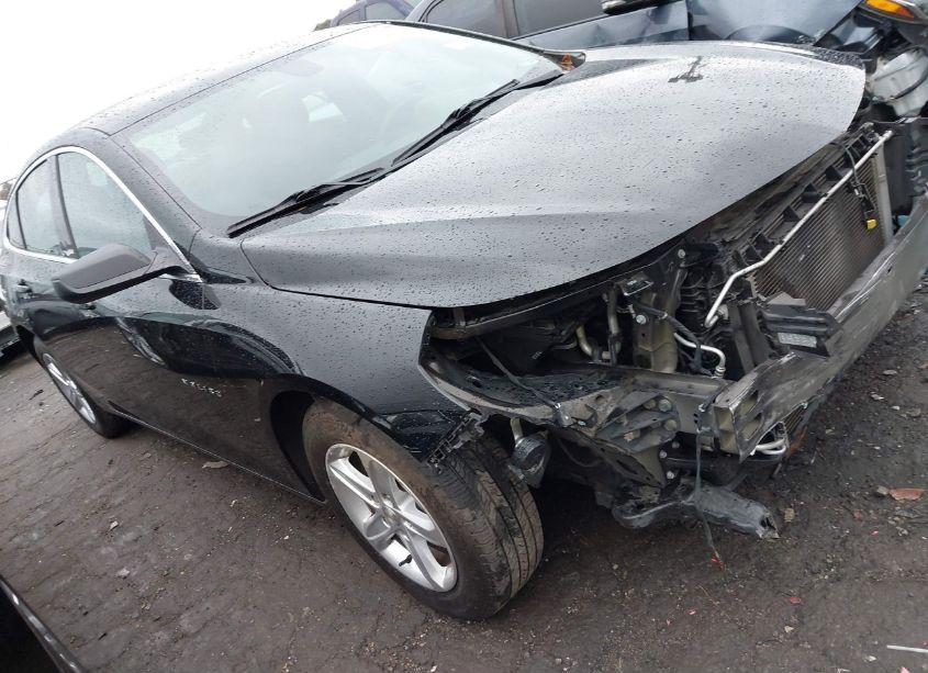 2020 Chevrolet Malibu FWD LS (VIN 1G1ZB5ST7LF003851) main photo