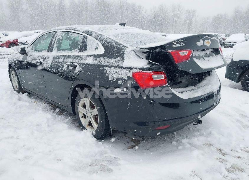 Photo 3 of 2020 Chevrolet Malibu FWD LS (VIN 1G1ZB5ST7LF007687)