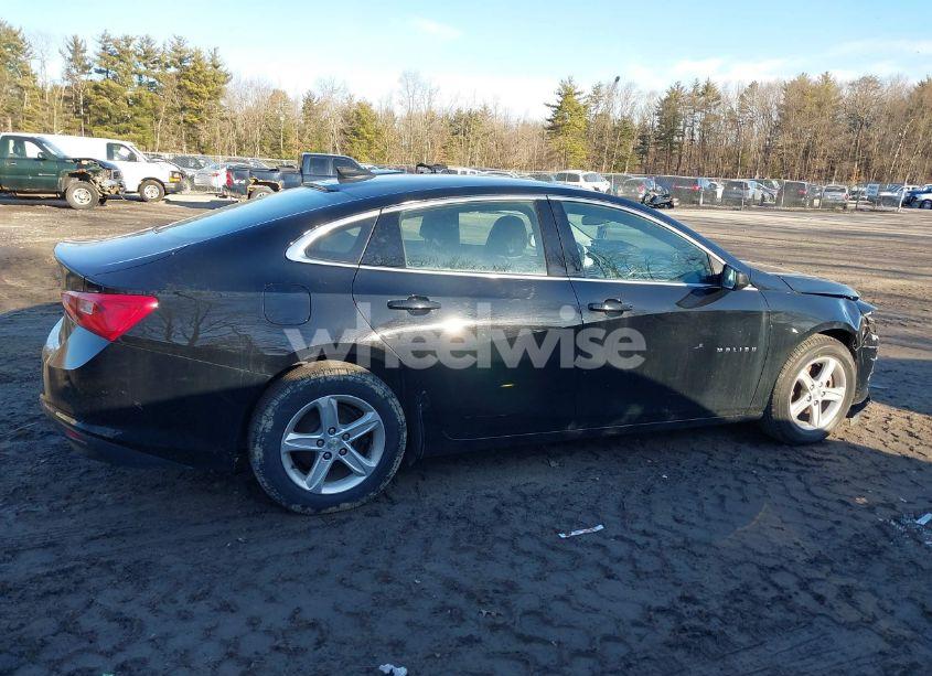 Photo 13 of 2020 Chevrolet Malibu FWD LS (VIN 1G1ZB5ST7LF116926)