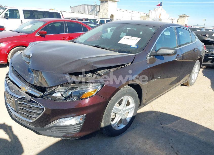 Photo 2 of 2020 Chevrolet Malibu FWD LS (VIN 1G1ZB5ST7LF127439)