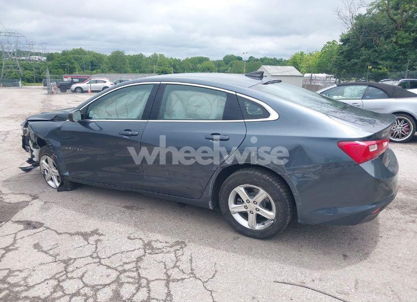 Photo 3 of 2021 Chevrolet Malibu FWD LS (VIN 1G1ZB5ST7MF014480)