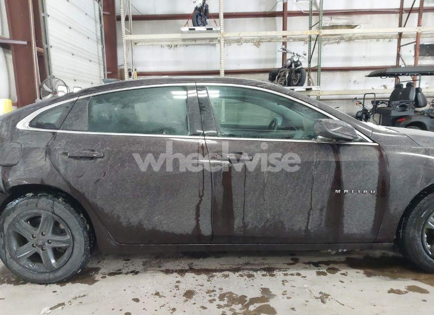 Photo 13 of 2021 Chevrolet Malibu FWD LS (VIN 1G1ZB5ST7MF051416)