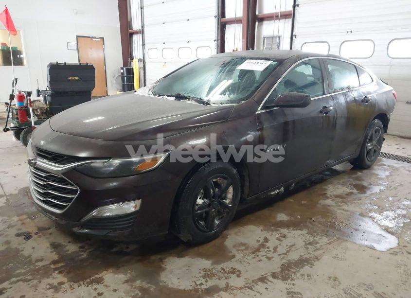 Photo 2 of 2021 Chevrolet Malibu FWD LS (VIN 1G1ZB5ST7MF051416)