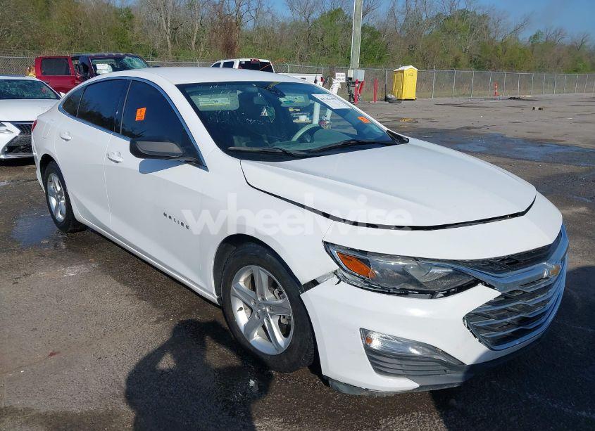 2022 Chevrolet Malibu FWD LS (VIN 1G1ZB5ST7NF206130) main photo