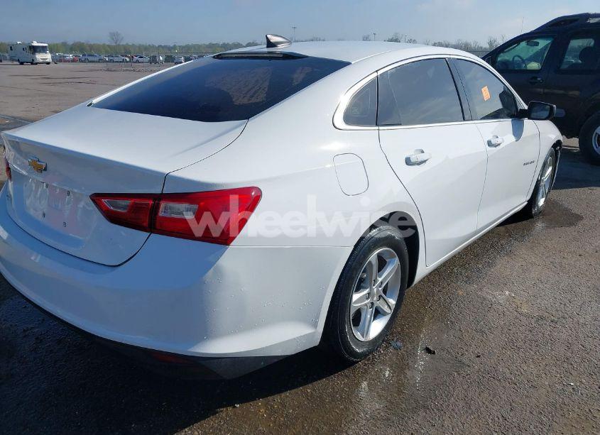 Photo 4 of 2022 Chevrolet Malibu FWD LS (VIN 1G1ZB5ST7NF206130)
