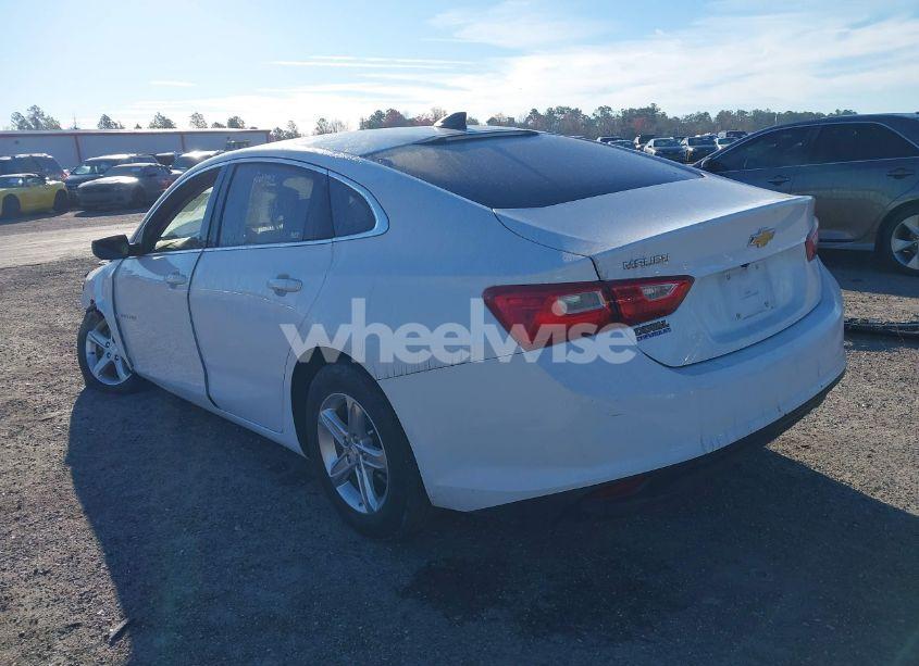 Photo 3 of 2022 Chevrolet Malibu FWD LS (VIN 1G1ZB5ST7NF213532)