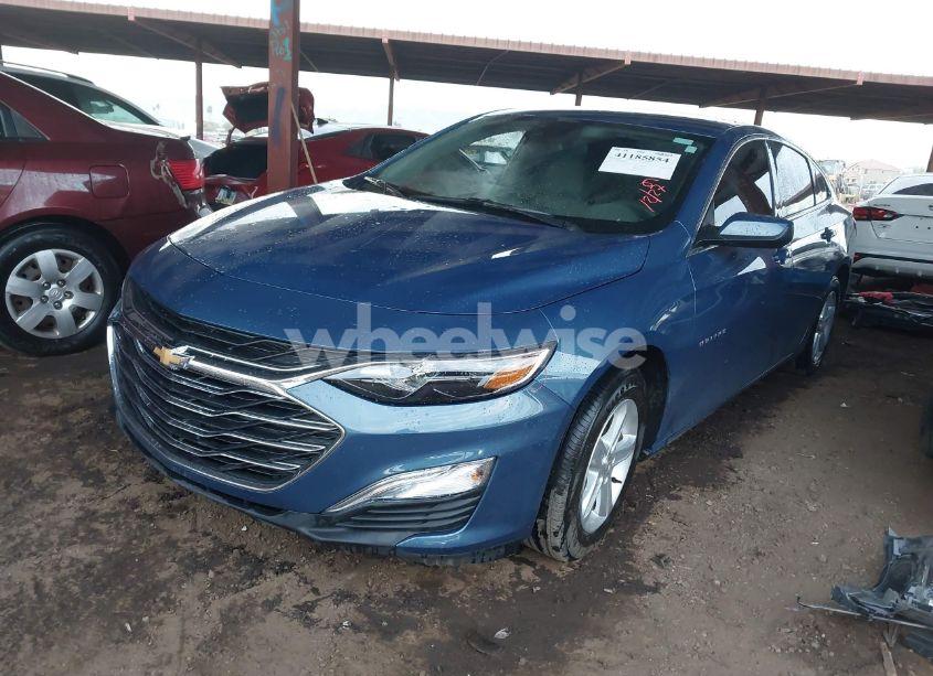 Photo 2 of 2024 Chevrolet Malibu FWD LS (VIN 1G1ZB5ST7RF248528)