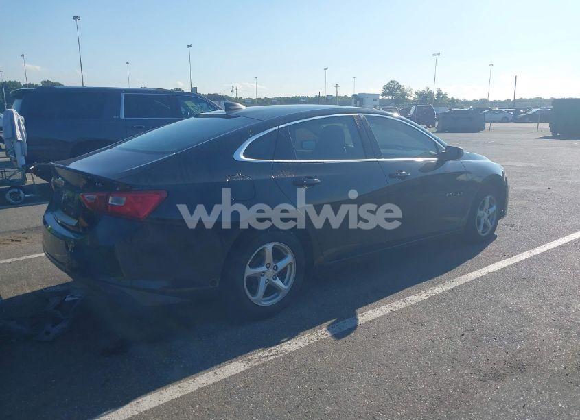 Photo 4 of 2016 Chevrolet Malibu LS (VIN 1G1ZB5ST8GF294043)