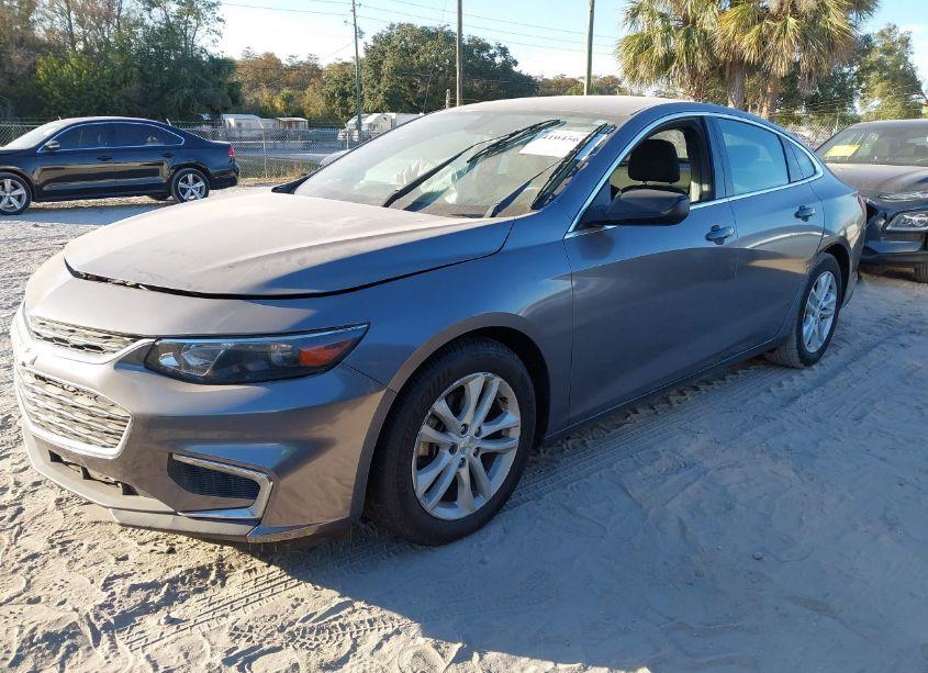 Photo 2 of 2017 Chevrolet Malibu LS (VIN 1G1ZB5ST8HF104503)